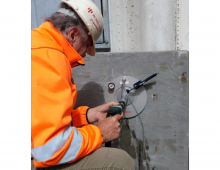 Thiết bị đo nhanh cường độ nén bê tông tại hiện trường